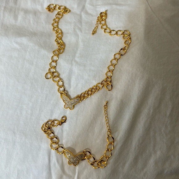 Golden chain and bracelet 💫 - Picture 1 of 3